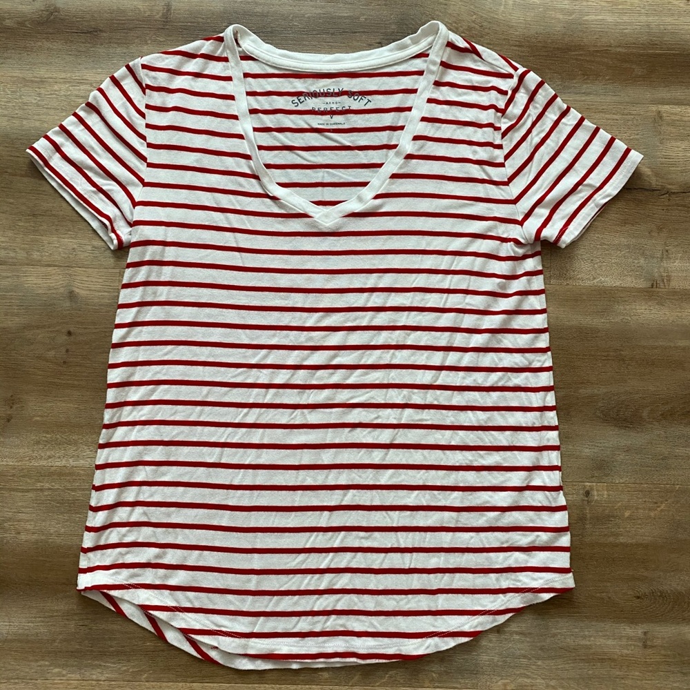 seriously soft v-neck tee